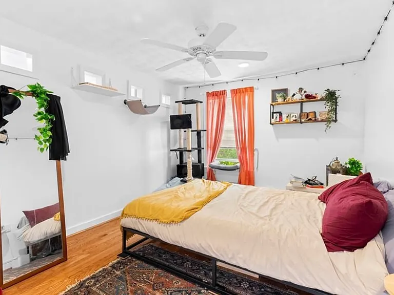 110 Pleasant St #2 — Photo 7