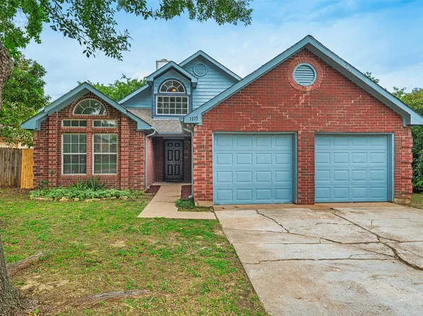 1115 Cherrytree Dr, Arlington, TX 76001