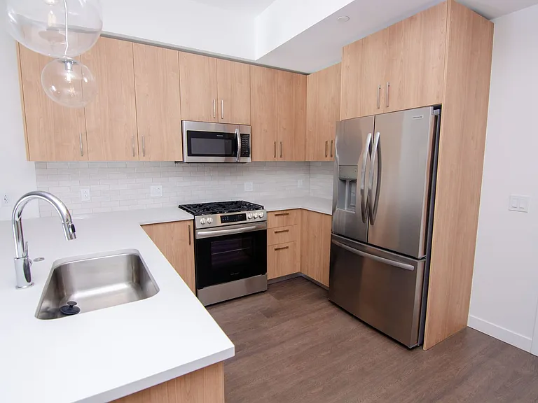 1212 Demonbreun St #910 — Photo 6