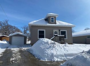 117 S Winnebago St, Caledonia, MN 55921