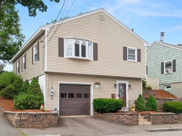 27 Woodside St, Salem, MA 01970