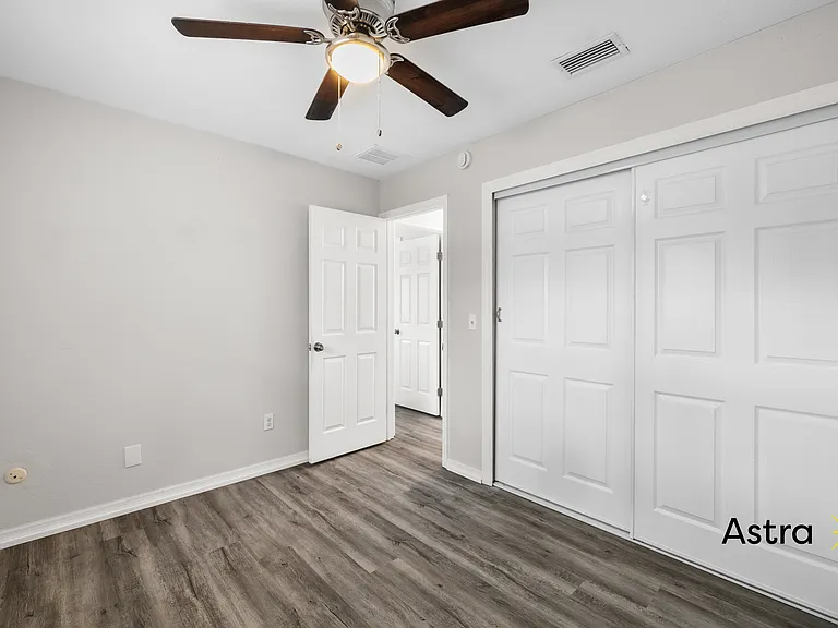 327 S Fernwood Ave #3 — Photo 7