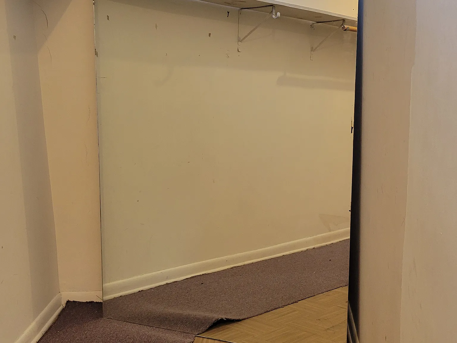 4 bed, $1,600 — Photo 2