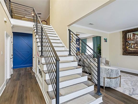 5th image of 1013 Revere Ln