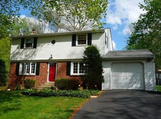 389 Buck Rd, Feasterville, PA 19053