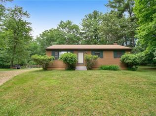 327 Barlow Cemetery Rd, Woodstock, CT 06281