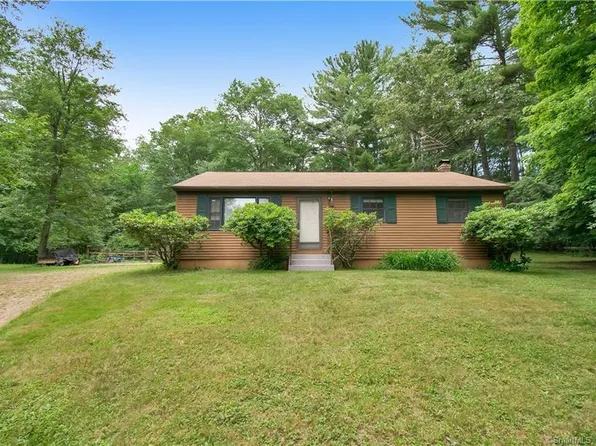 327 Barlow Cemetery Rd, Woodstock, CT 06281