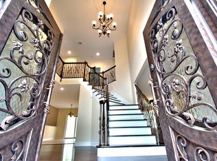 9 Clayton Ln, Manalapan, NJ 07726