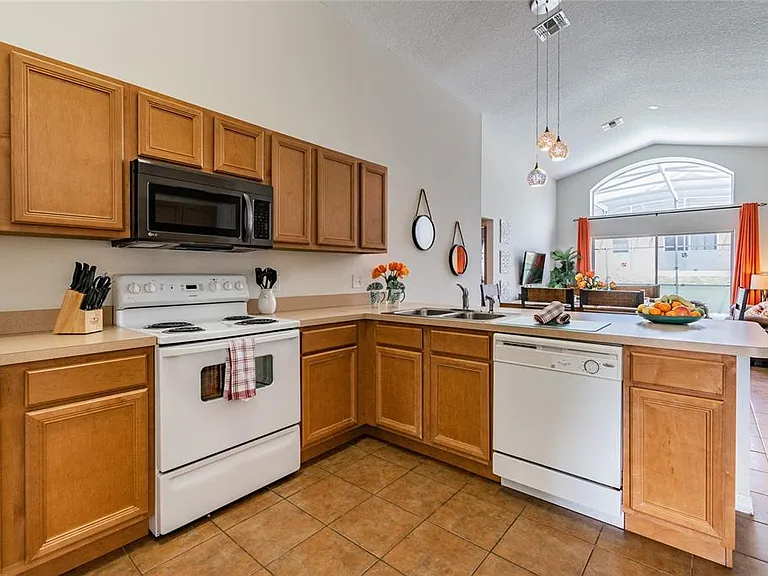 146 Rosso Dr — Photo 17