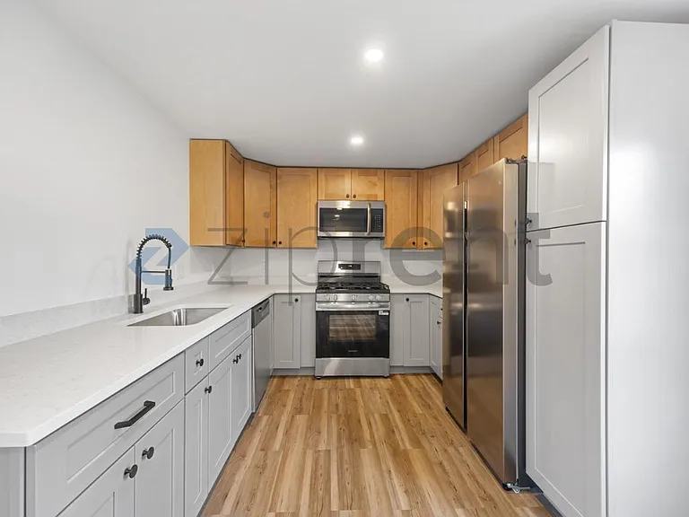 19 Oliver St #19 — Photo 10