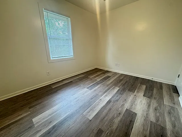 5038 Wellborn Dr — Photo 9