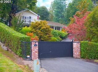 17075 Old River Rd, Lake Oswego, OR 97034