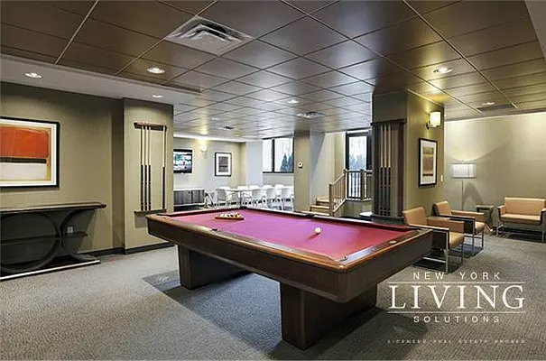 Rented by NY Living Solutions | media 23