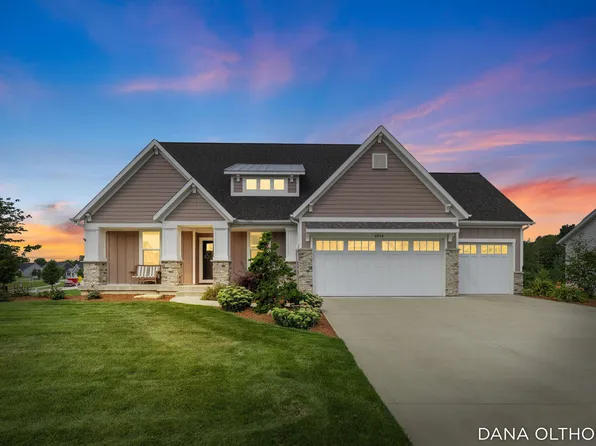 8233 Boardwalk Dr SW, Byron Center, MI 49315