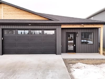 2336 Landmark Dr, Minot, ND, 58703