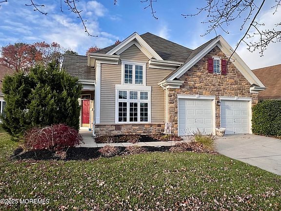 3rd image of 326 Sunflower Drive