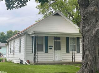 722 Louisa St, Burlington, IA 52601