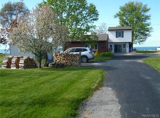 2667 W Lake Rd, Wilson, NY 14172