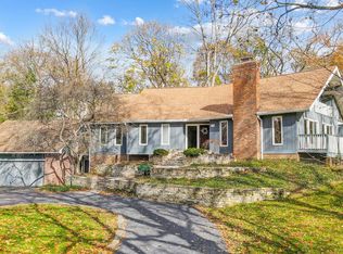 2710 Fairfax Dr, Columbus, OH 43220