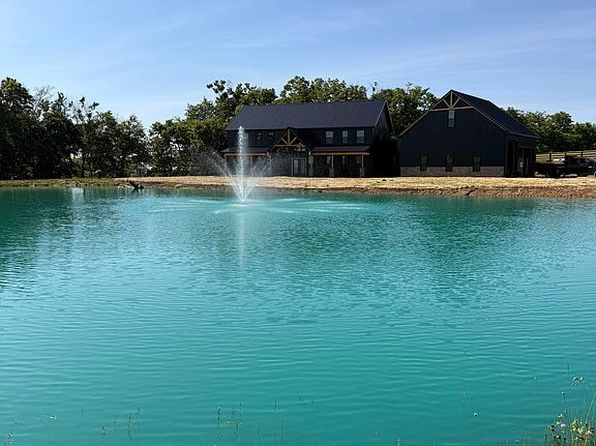 6006 Waters Edge Way