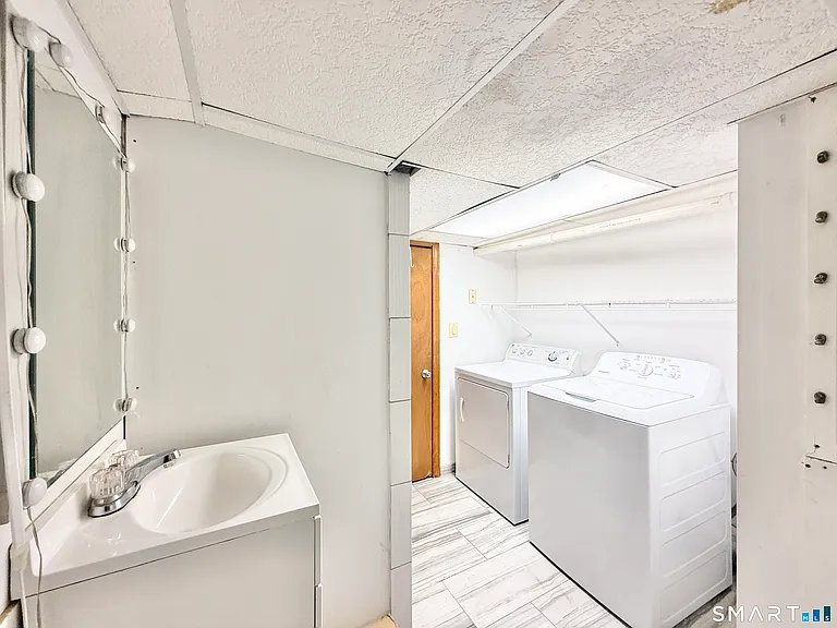112 Ochsner Pl — Photo 34