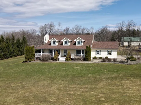 296 Hinsdale Rd, Whitney Point, NY 13862