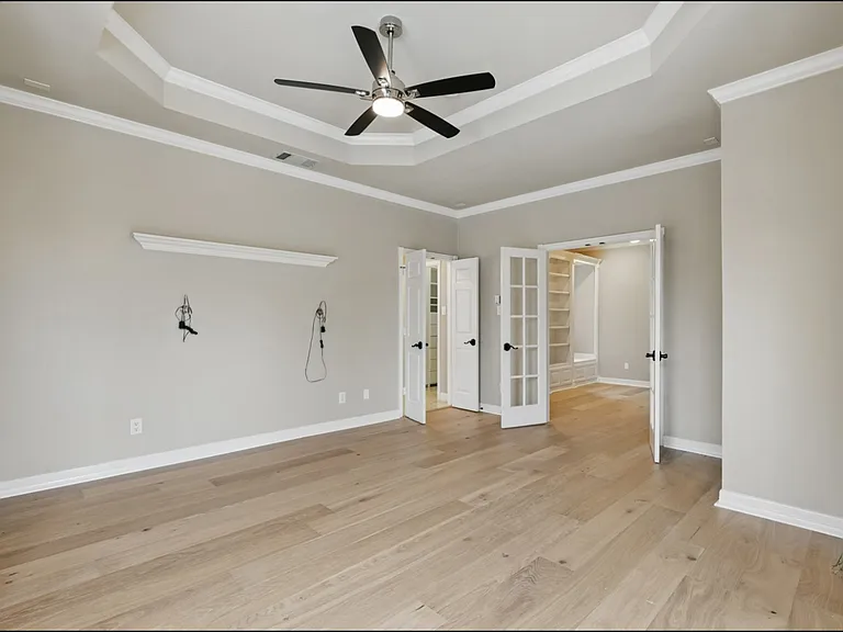 727 Ashleigh Ln — Photo 13