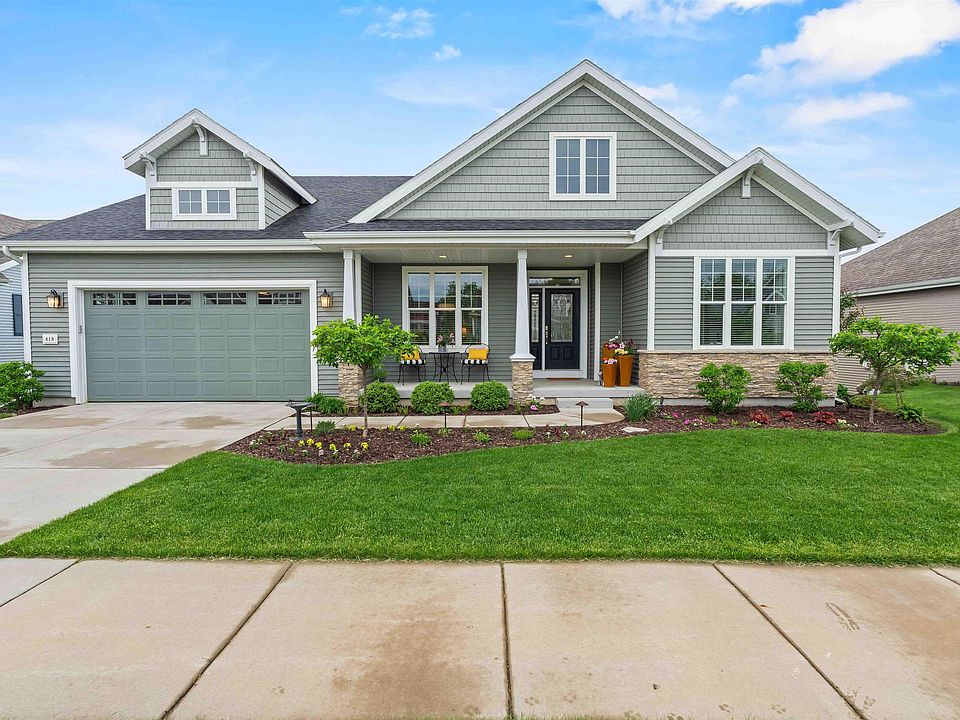 1st image of 418 Blue Moon Dr