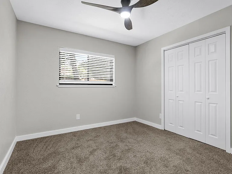 3902 Marywood Dr — Photo 30