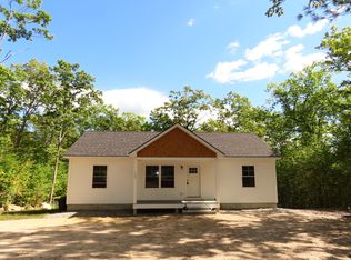 183 Dunton Rd, Naples, ME 04055