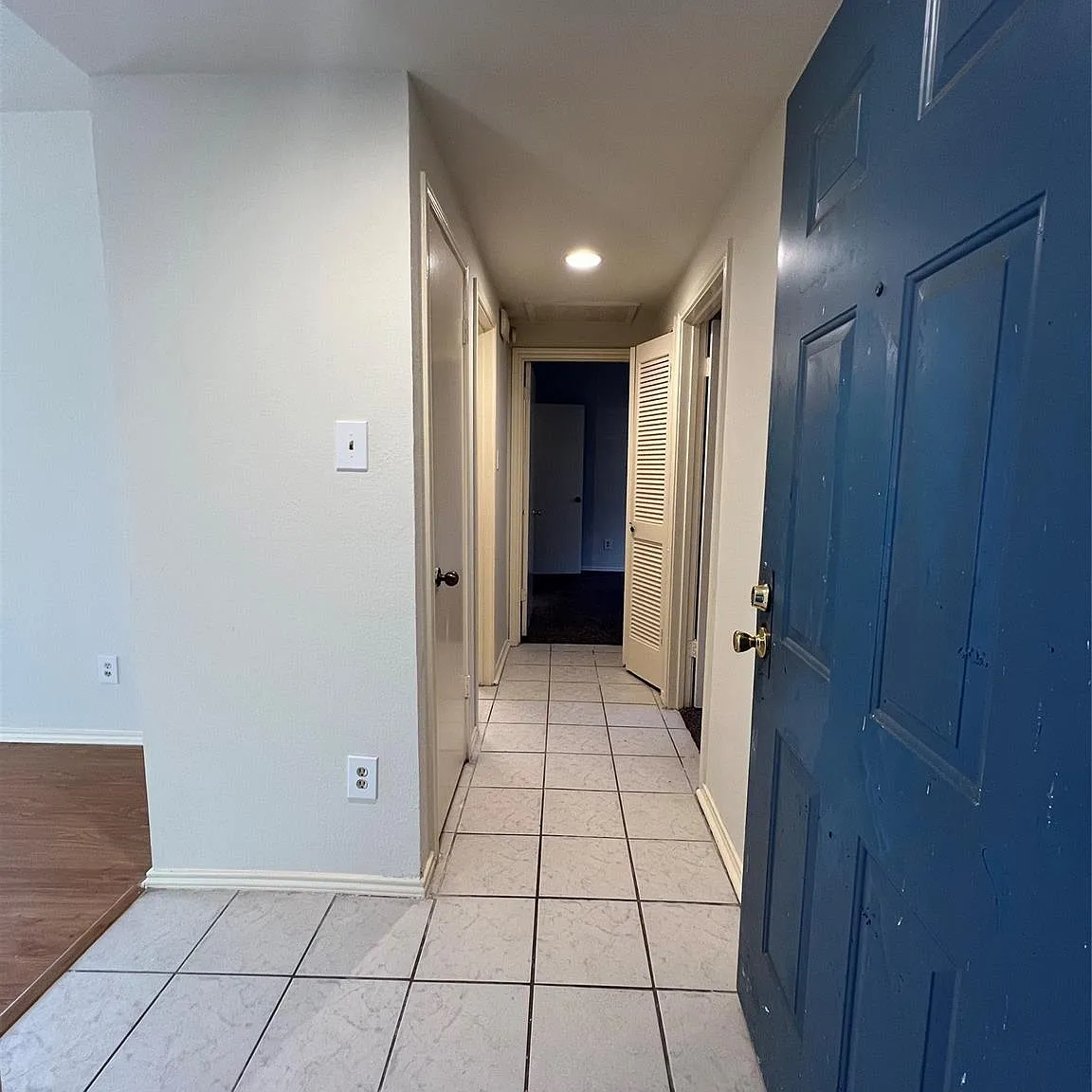 2 bed, 2.0 bath, 984 sqft, $1,250 — Photo 2