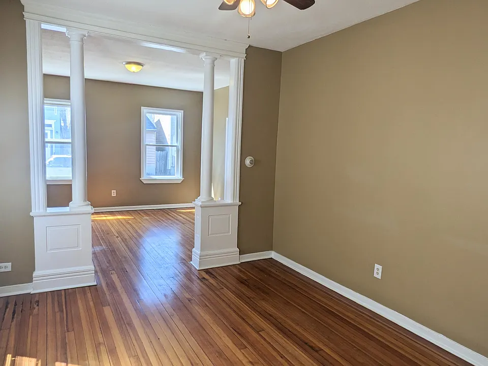 395 Livingston Ave #1