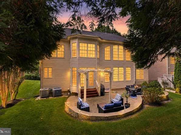 3810 Daniels Run Ct, Fairfax, VA 22030
