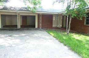2nd image of 1612 E Main St