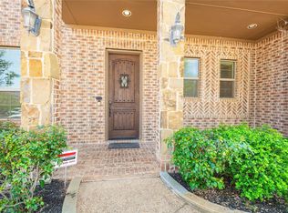 106 Highwood Ave, Oak Pt, TX 75068