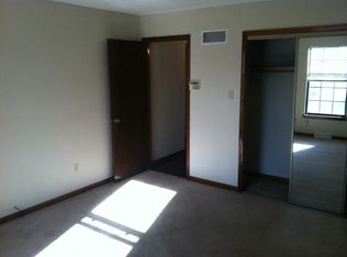 1128 E Cothrell St, Olathe, KS 66061
