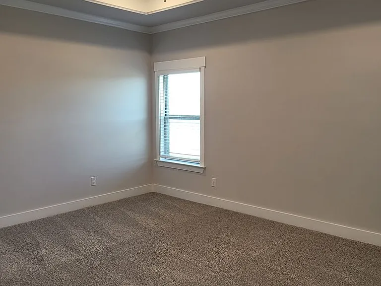 124 Keller Dr — Photo 20