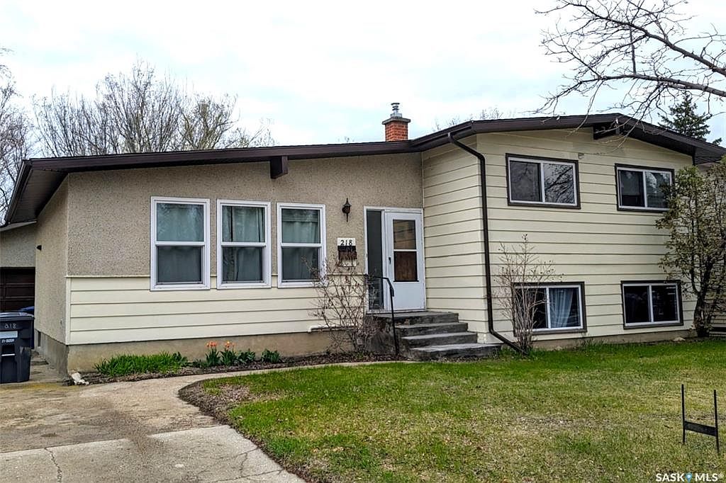 218 Carleton DRIVE, Saskatoon, SK S7H 4C1 | MLS #SK976739 | Zillow