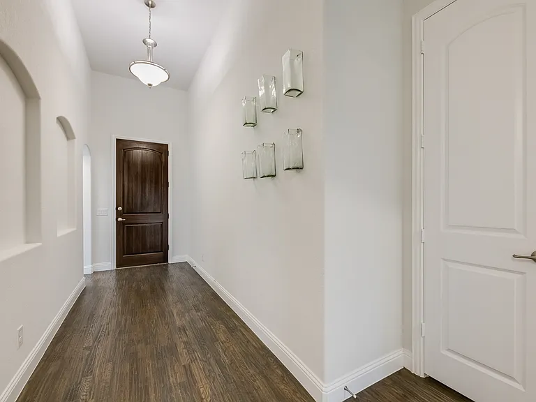 3319 Sequoia Ln — Photo 5