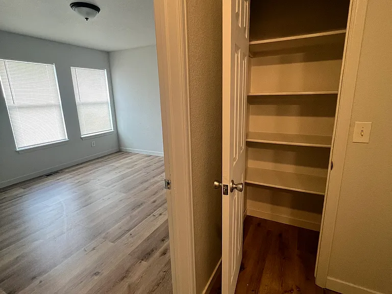 2099 S Bryant St — Photo 27