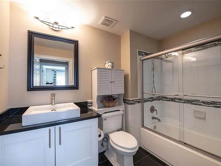3275 Lenox Rd NE #207 — Photo 18