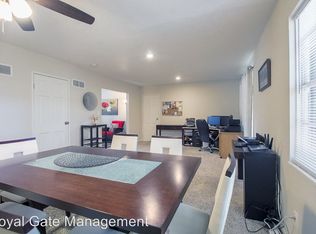 10726 W 88th Ter, Overland Park, KS 66214