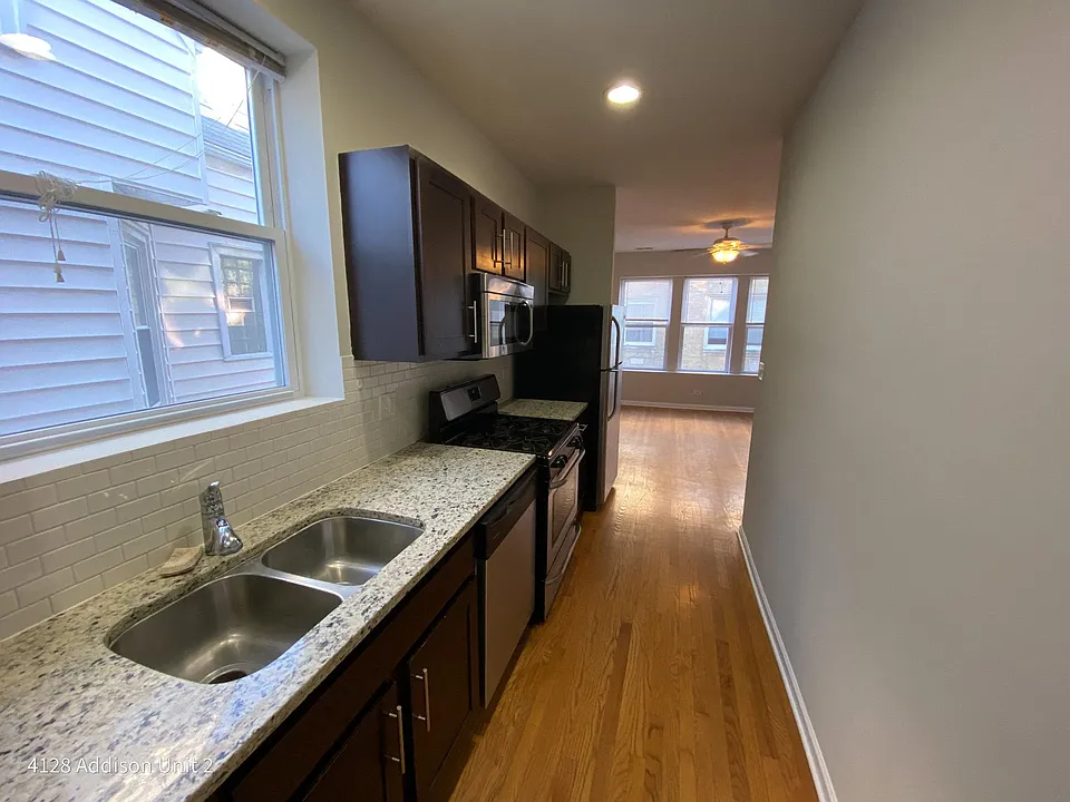 4128-34 W. Addison St. / 3601-03 N. Kedvale Ave.