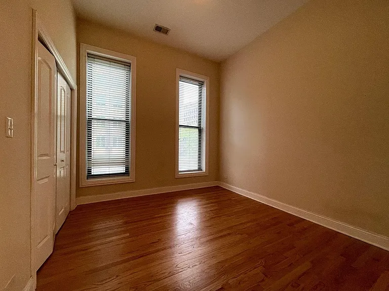 853 N Lasalle St #4S — Photo 11