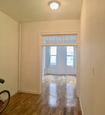 Rented by Brooklyn Real Estate Services | media 10