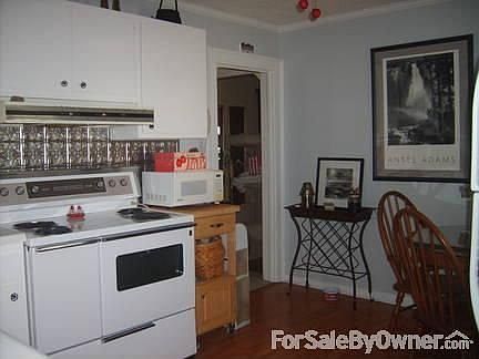 Kitchen
						:
						12.10x10.9