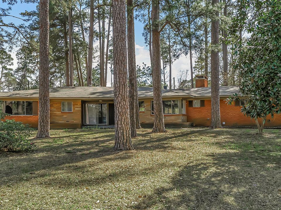 1st image of 1907 S Brookwood Dr