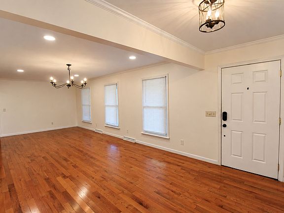 2nd image of 1605 Randy Dr