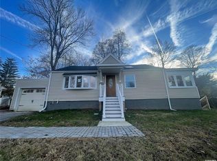 2155 White Birch Dr, Yorktown Heights, NY 10598