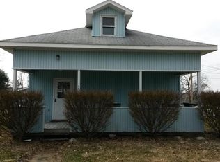 331 N Court St, Stanton, MI 48888